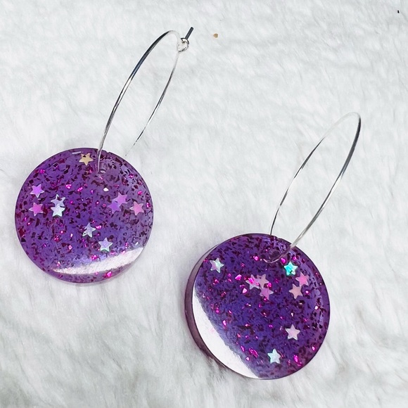 Purple Galaxy Glitter Resin Pendant Hoop Earrings - Picture 3 of 10